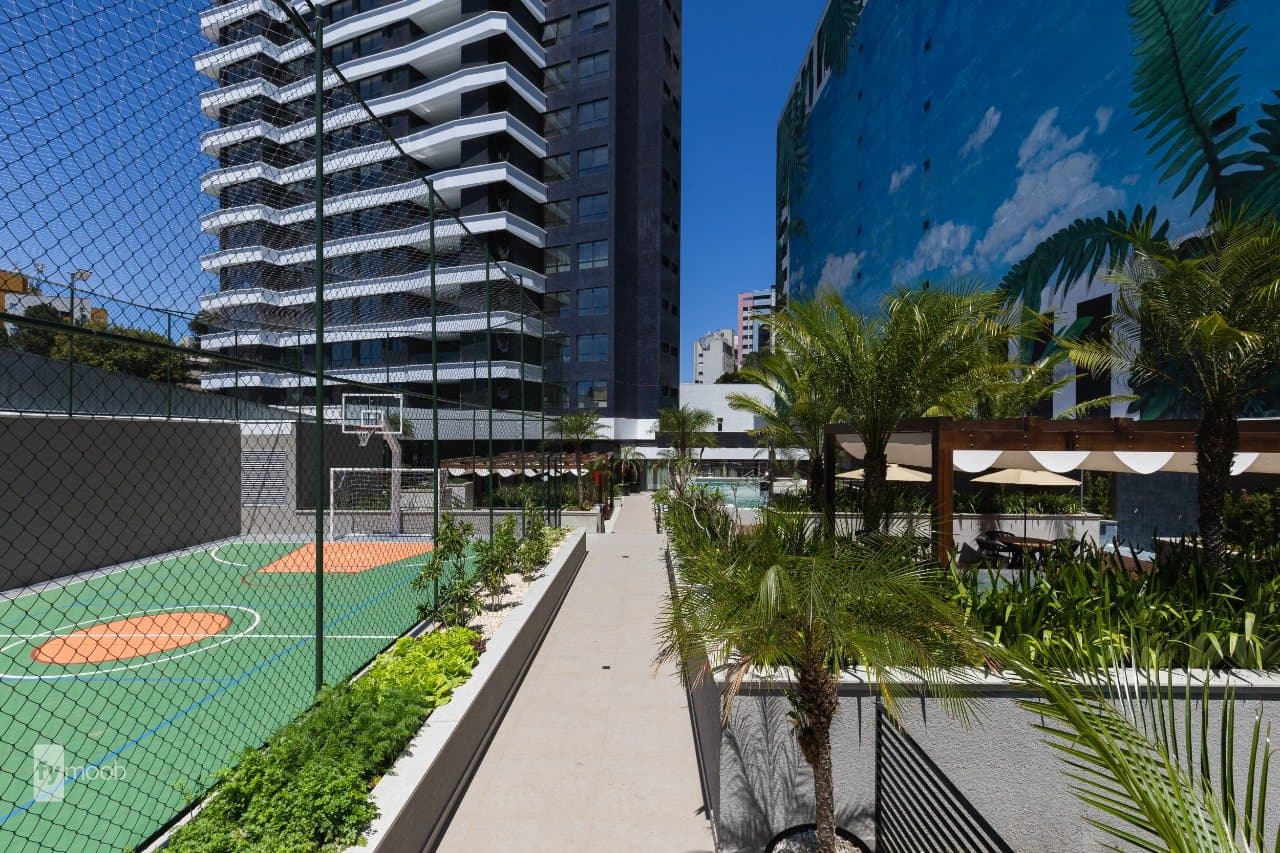 Quadra esportiva e lounge