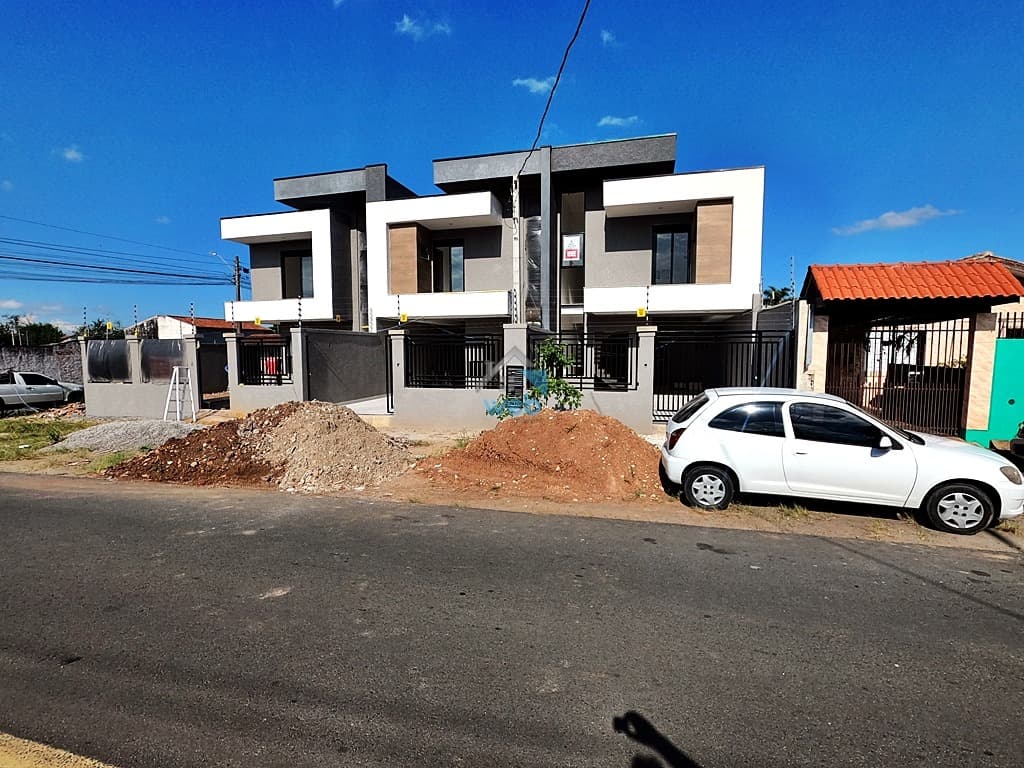 Foto do Sobrado com 3 quartos no Capão da Imbuia, Curitiba - foto 1