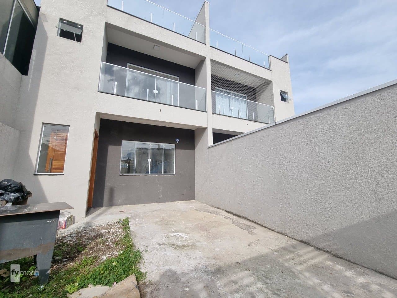 Foto do Sobrado com 3 quartos no Sítio Cercado, Curitiba - foto 1