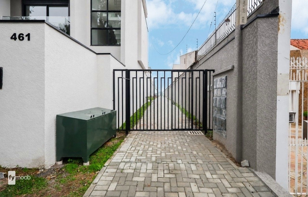 Foto do Sobrado com 3 quartos no Água Verde, Curitiba - foto 2