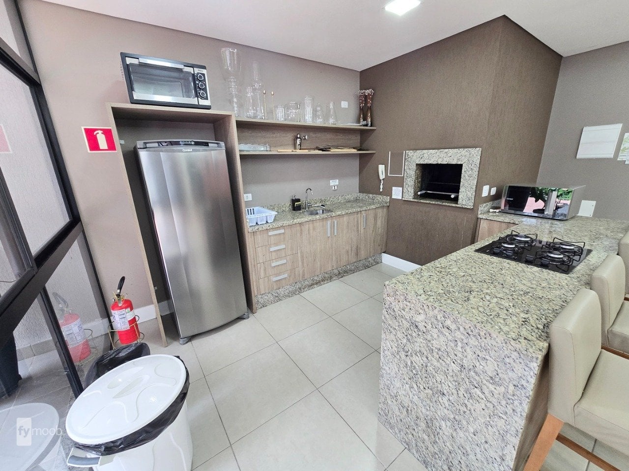 Foto do Apartamento com 2 quartos no Santo Inácio, Curitiba - foto 25