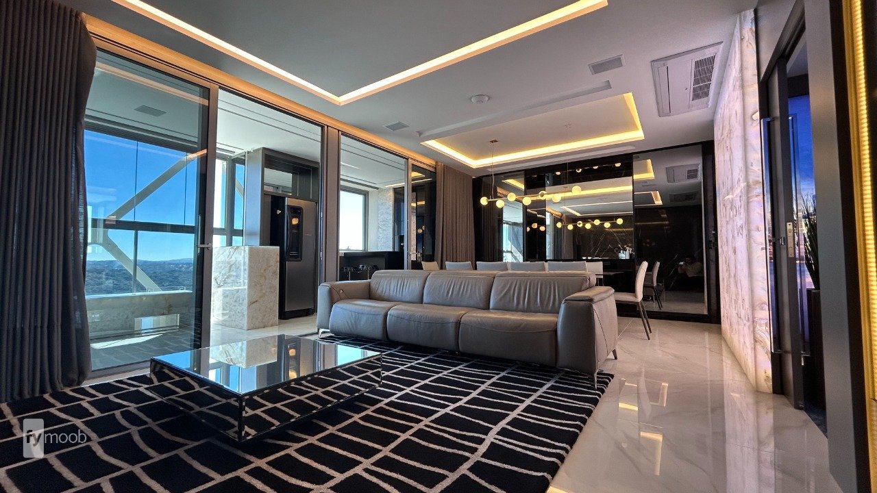 Foto do Apartamento com 3 quartos no Campina do Siqueira, Curitiba - foto 1