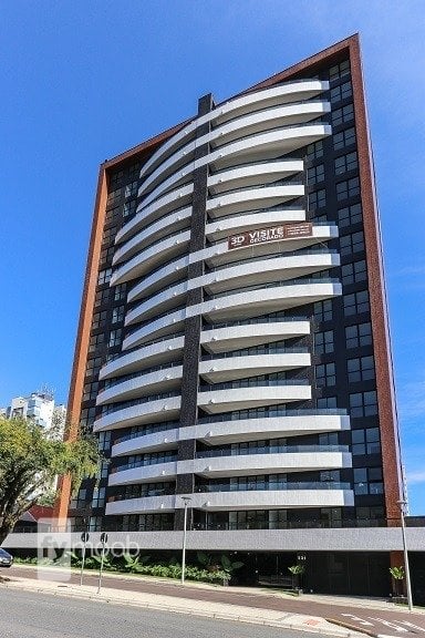 Foto do Apartamento com 3 quartos no Cabral, Curitiba - foto 1