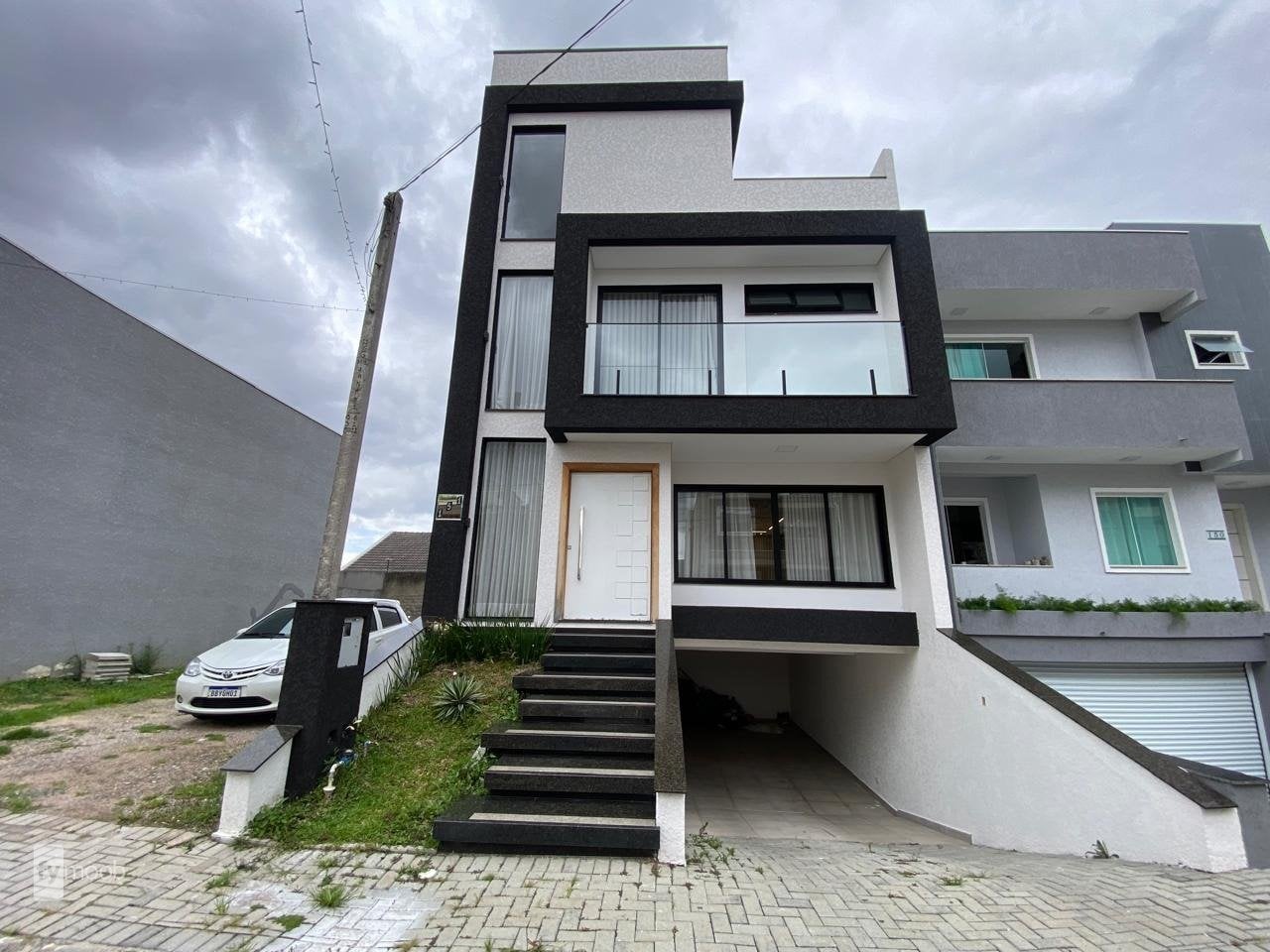 Foto do Sobrado com 3 quartos no Pinheirinho, Curitiba - foto 1