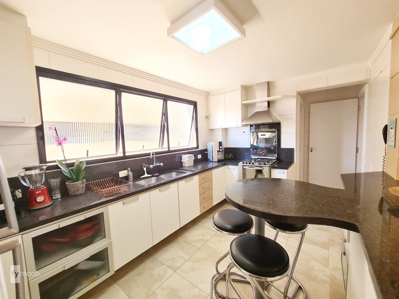 Foto do Apartamento com 3 quartos no Água Verde, Curitiba - foto 11