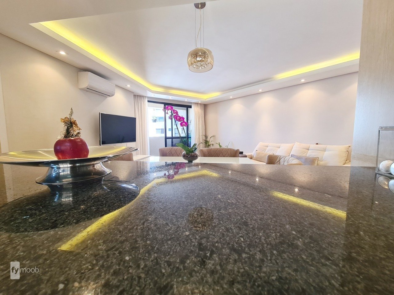 Foto do Apartamento com 3 quartos no Água Verde, Curitiba - foto 12