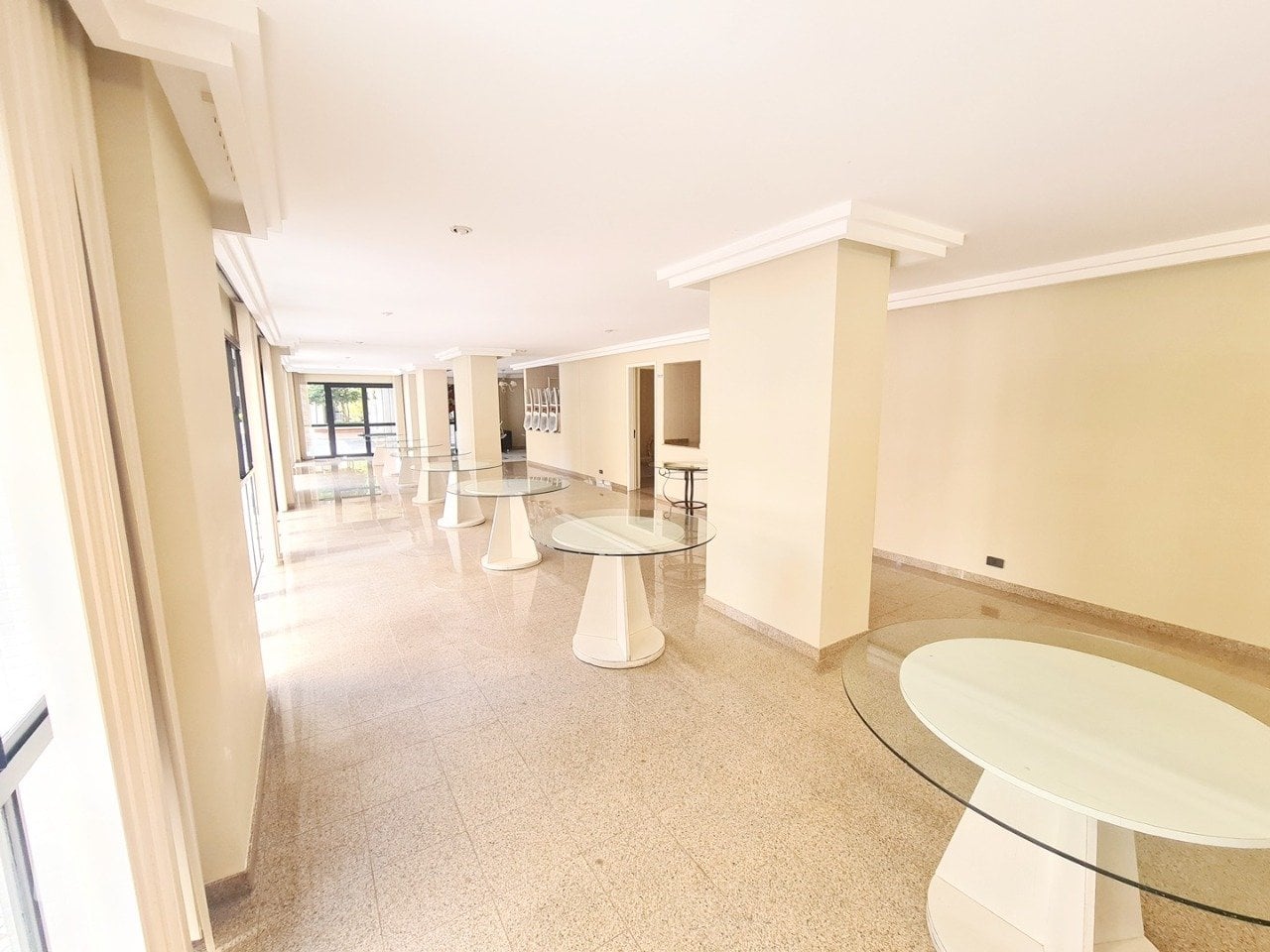 Foto do Apartamento com 3 quartos no Água Verde, Curitiba - foto 34