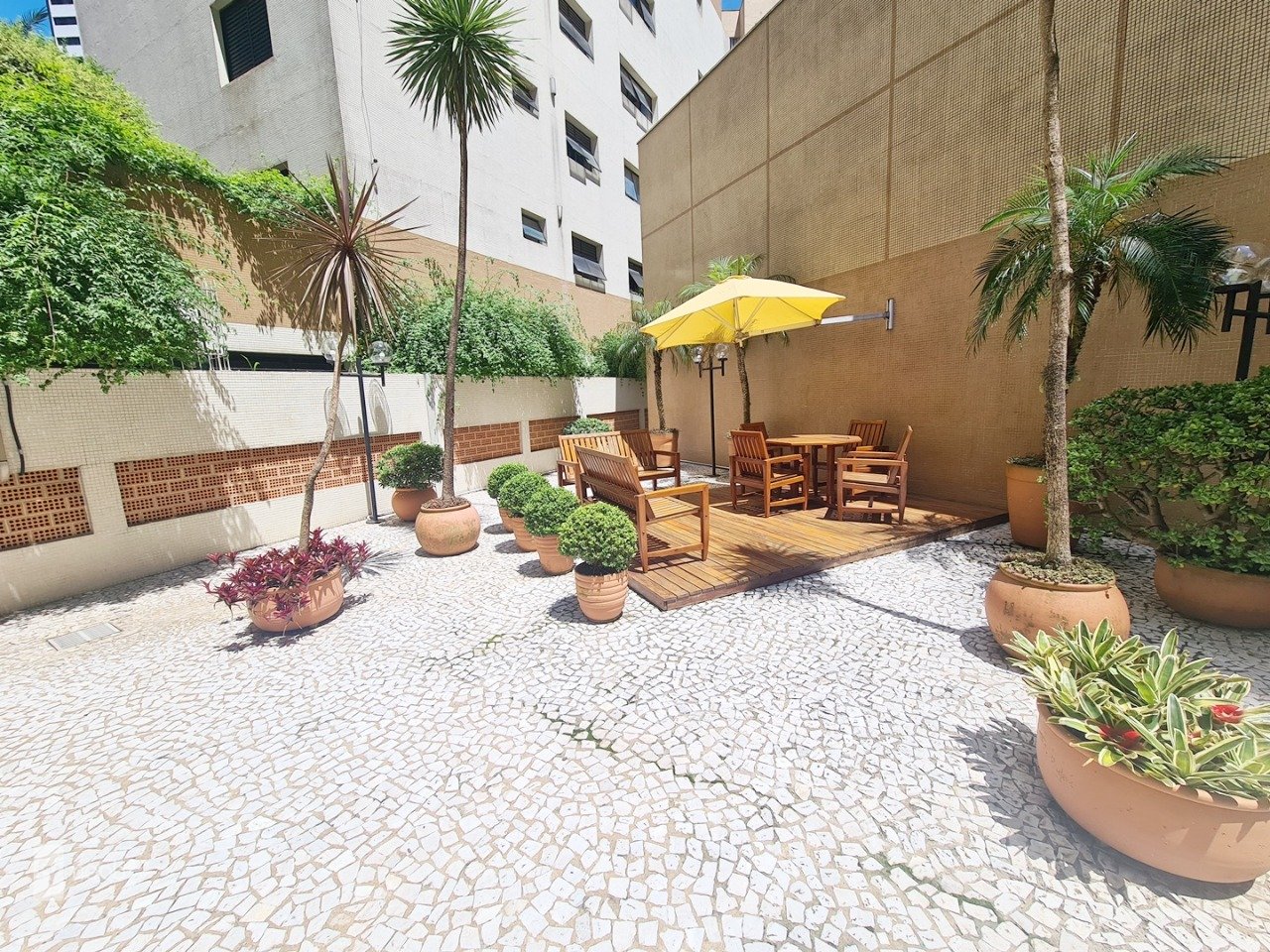 Foto do Apartamento com 3 quartos no Água Verde, Curitiba - foto 38