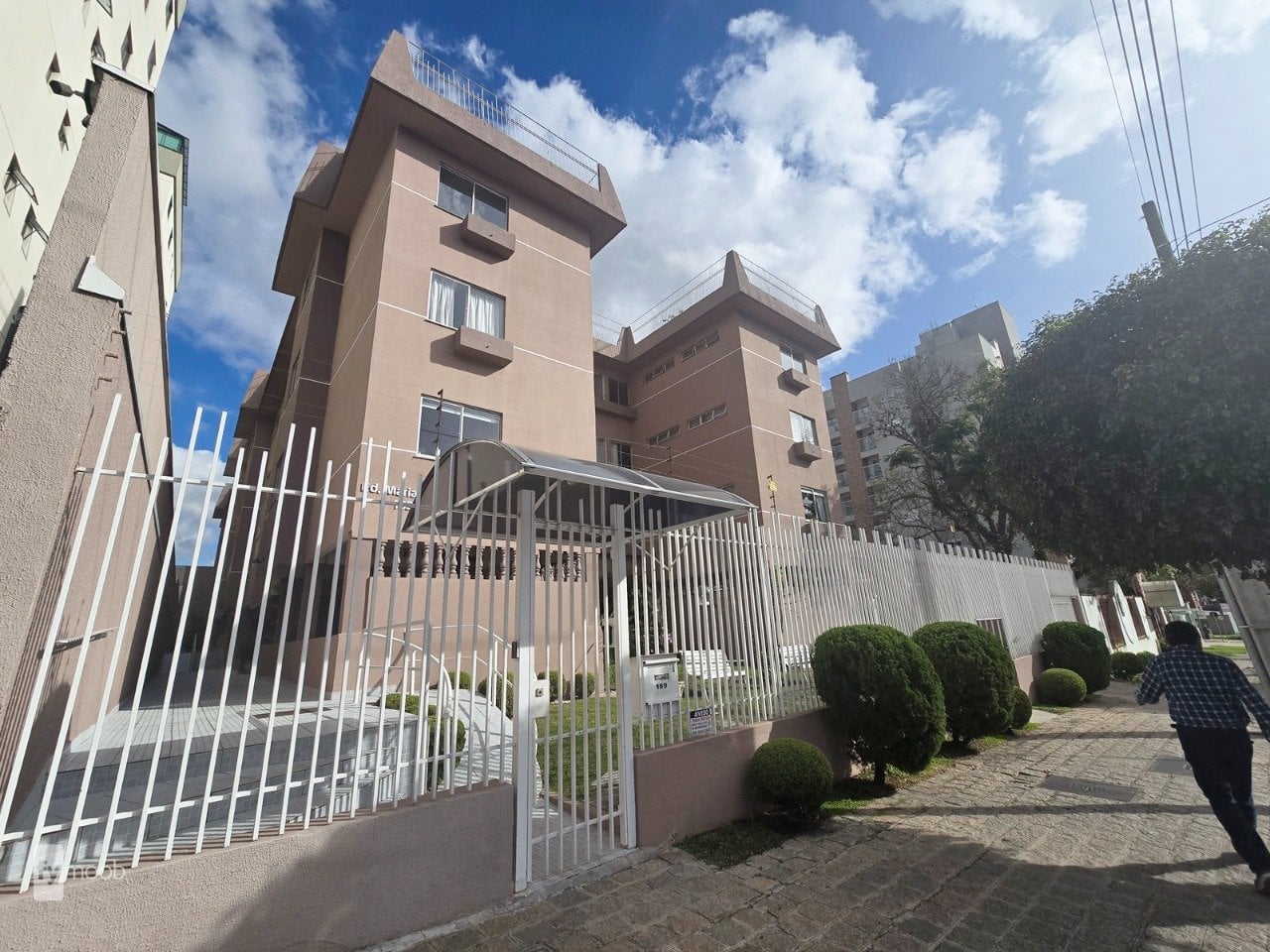 Foto do Apartamento com 3 quartos no Vila Izabel, Curitiba - foto 2