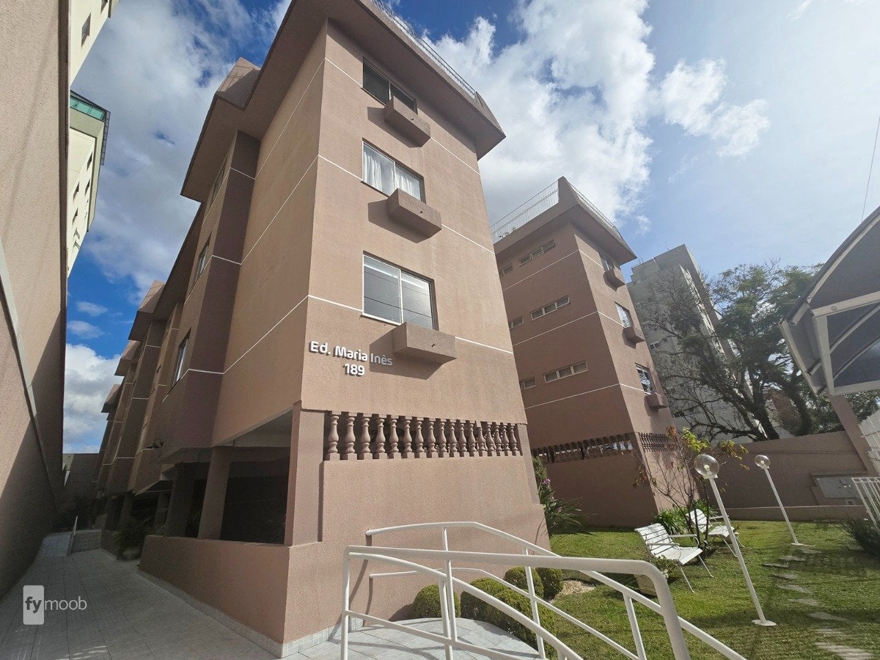 Foto do Apartamento com 3 quartos no Vila Izabel, Curitiba - foto 3