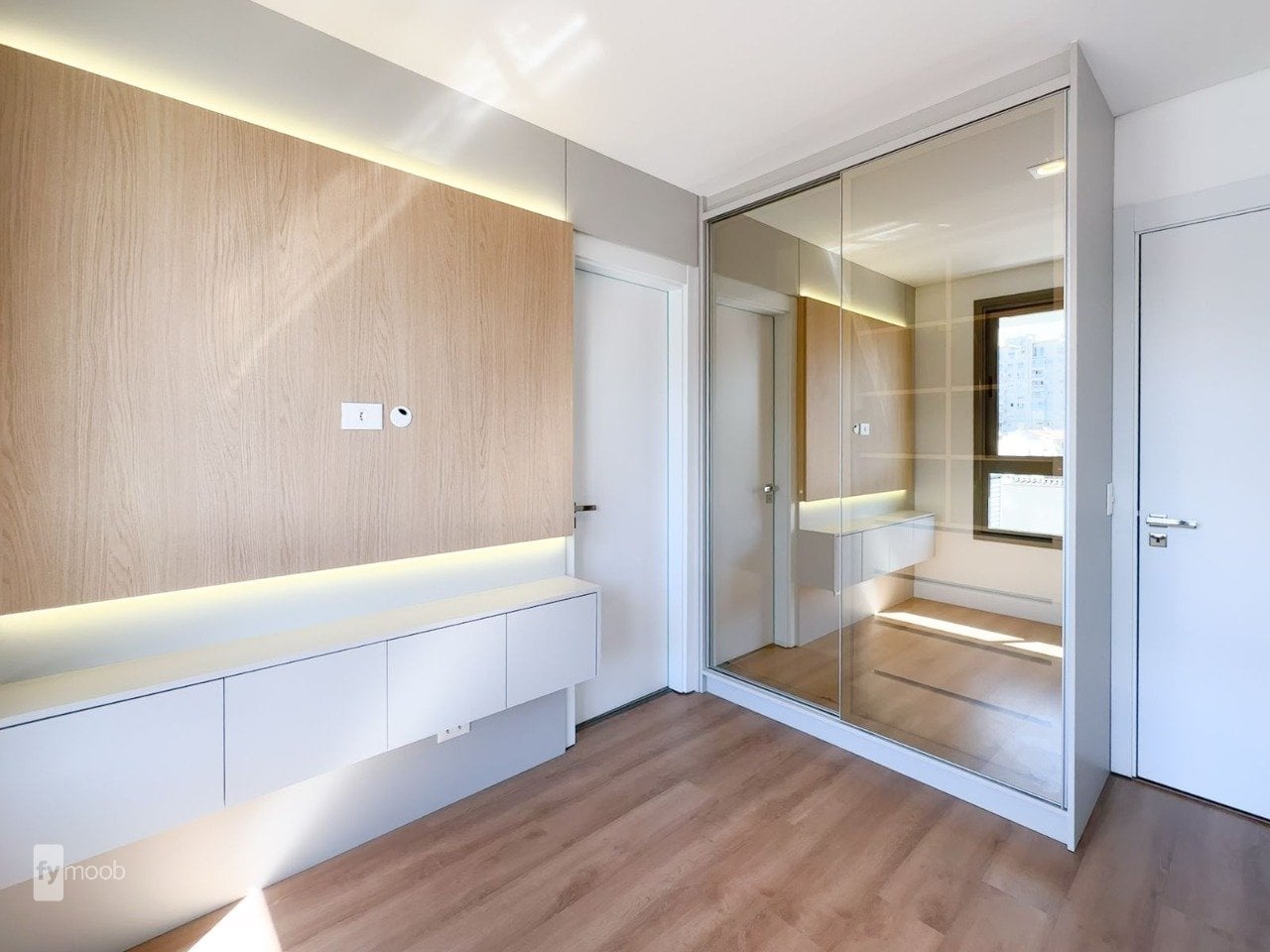 Foto do Apartamento com 2 quartos no Água Verde, Curitiba - foto 18