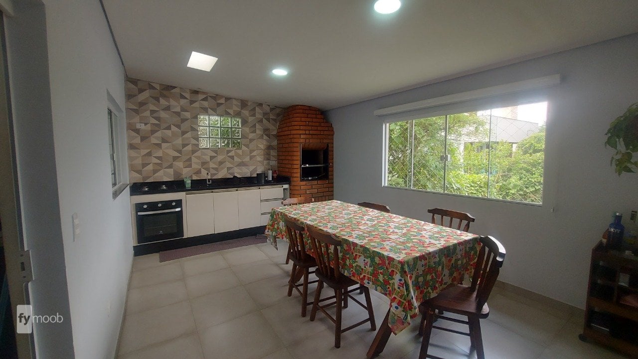 Foto do Sobrado com 3 quartos no Novo Mundo, Curitiba - foto 12