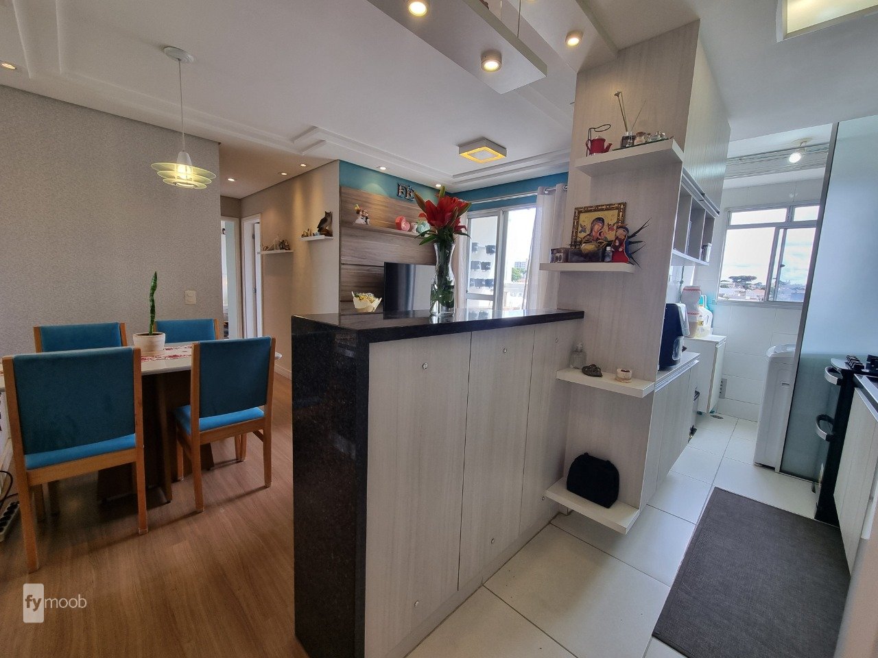 Foto do Apartamento com 2 quartos no Guaíra, Curitiba - foto 3