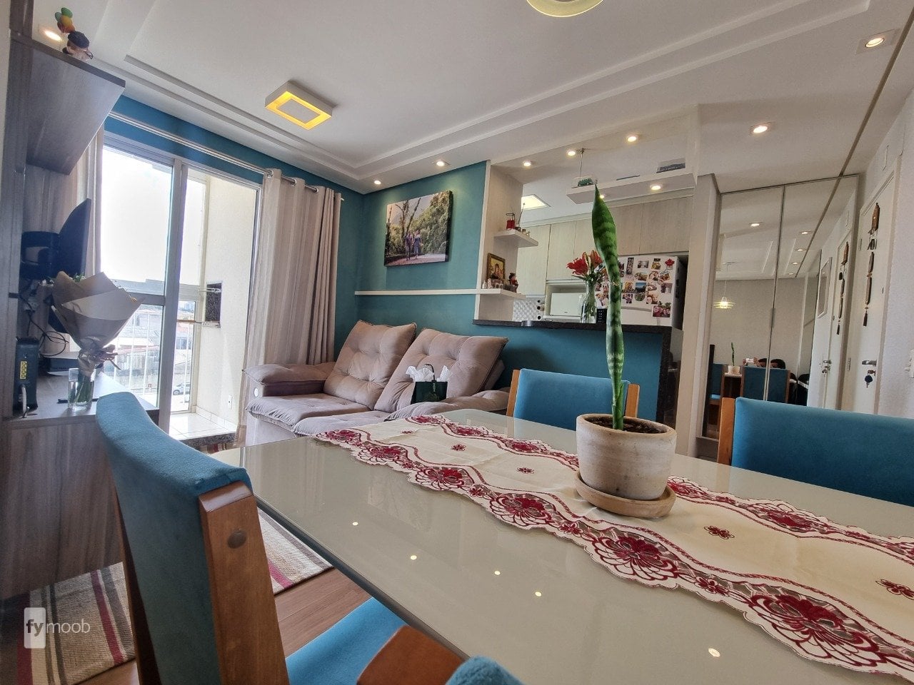 Foto do Apartamento com 2 quartos no Guaíra, Curitiba - foto 4