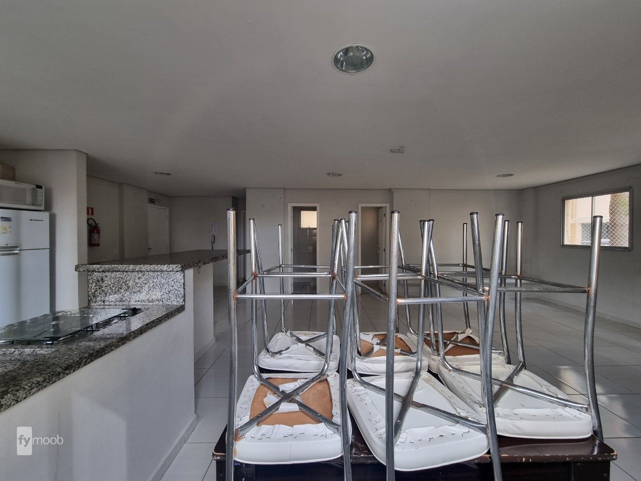 Foto do Apartamento com 2 quartos no Guaíra, Curitiba - foto 38