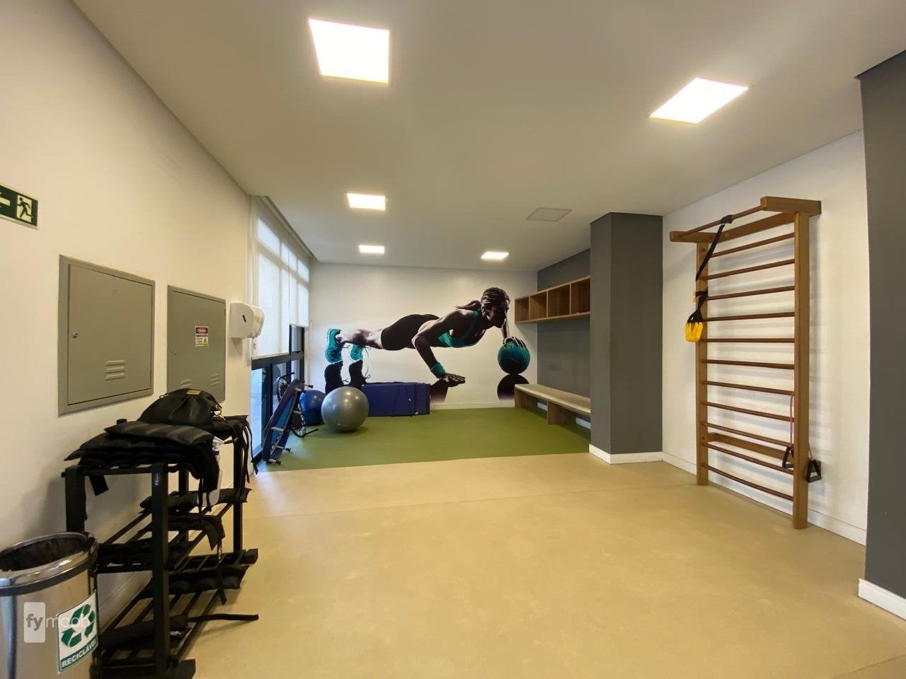Foto do Apartamento com 2 quartos no Vila Izabel, Curitiba - foto 32